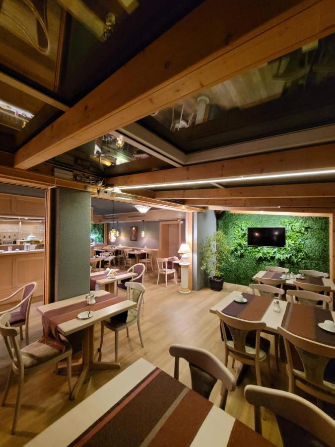 Ambiente Hotel Garni Plauen Dış mekan fotoğraf